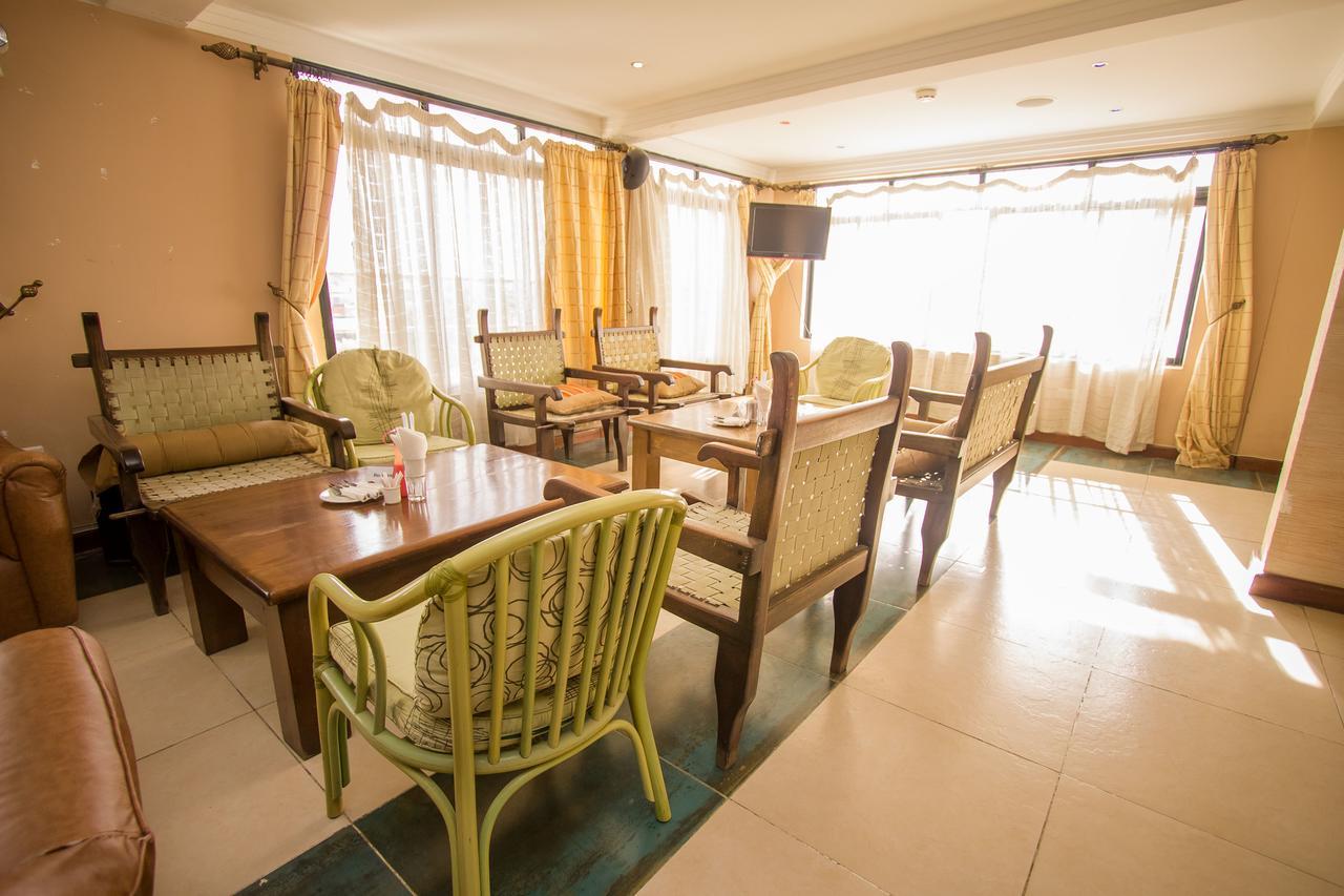 Grays Oak Hotel Athi River Esterno foto